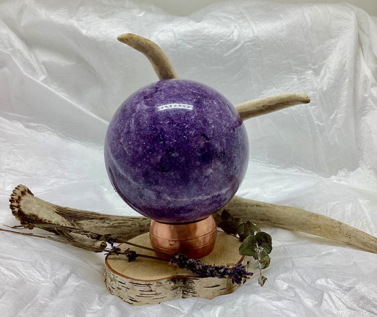 Lepidolite Sphere 1.5 kg - Naturals & Oddities - #tag1# - #tag2#